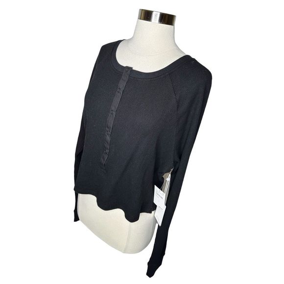 Good American Thermal Stretch Cotton Henley - Size 6 (3XL) - Black - Picture 3 of 5